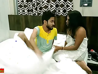 Indian hot xxx teen girl hardcore sex with teen boy to hand luxury hotel! Hindi sex